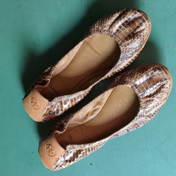 Tory Burch Shoes - Tory Burch Brown Snakeskin Ballet Flats